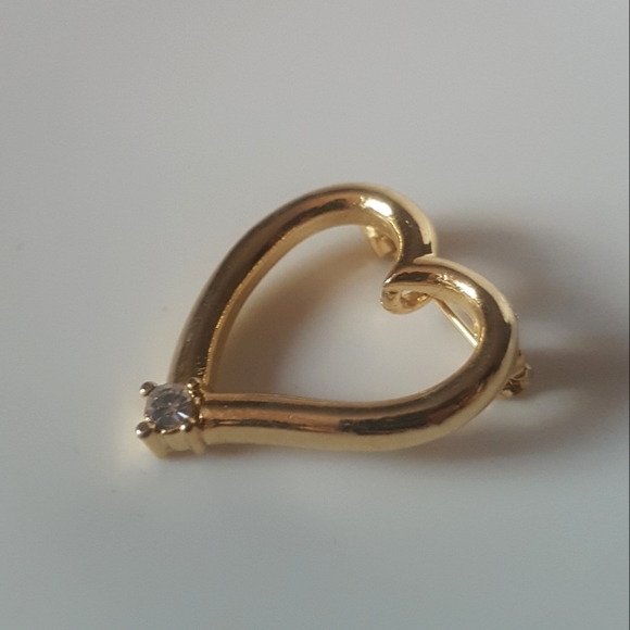 Heart Brooch - Picture 3 of 12
